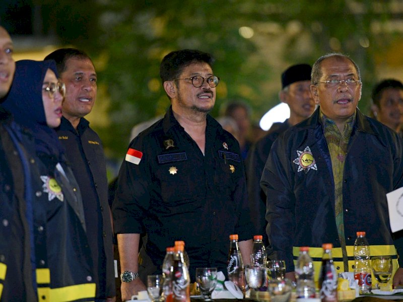 Tokoh terbaik AMPI Sulsel, HAM Nurdin Halid (NH), Syahrul Yasin Limpo (SYL) dan Ilham Arief Sirajuddin (IAS) dalam acara halal bi halal keluarga AMPI Sulsel. @Jejakfakta/ Reza Arifuddin 
