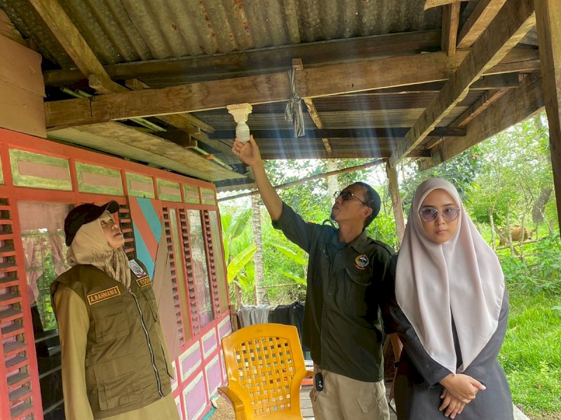 Pemprov Sulsel menghadirkan program pemasangan baru listrik bagi masyarakat kurang mampu. @Jejakfakta/dok. Pemprov Sulsel