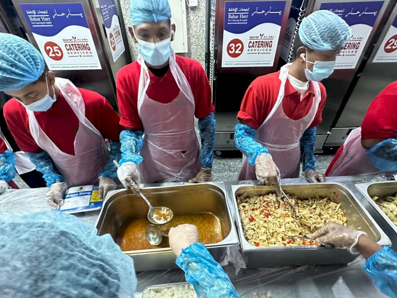 Dapur katering siapkan makanan untuk jemaah haji Indonesia di Madinah. @Jejakfakta/ dok. Kemenag.go.id