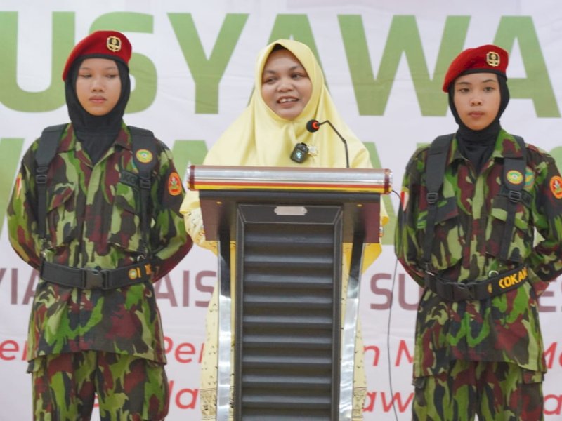 Ketua PW Nasyiatul 'Aisyiyah Sulsel, Sumarni Susilawati menegaskan Nasyiatul 'Aisyiyah adalah organisasi perempuan yang peduli terhadap lingkungan sekitar. @Jejakfakta/dok. istimewa