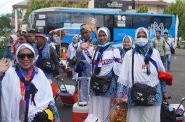 PPIH Imbau Jemaah Jangan Selfie Berlebihan di Depan Kabah