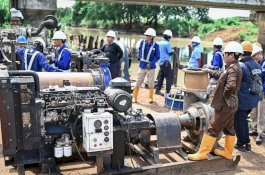 PDAM Makassar Pasang Pompa Air Baku di Moncongloe