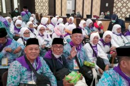 Kloter 21 Masuk Pake Batik Haji, Terbang Pakai Ihram ke Jeddah Besok Pagi