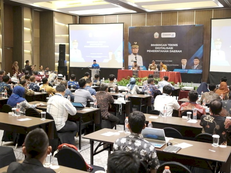 Bimbingan Teknis (Bimtek) Digitalisasi Pemerintahan Daerah di Hotel Novotel Makassar, Kamis - Jumat (8-9/6/2023). @Jejakfakta/dok. Humas Pemprov Sulsel
