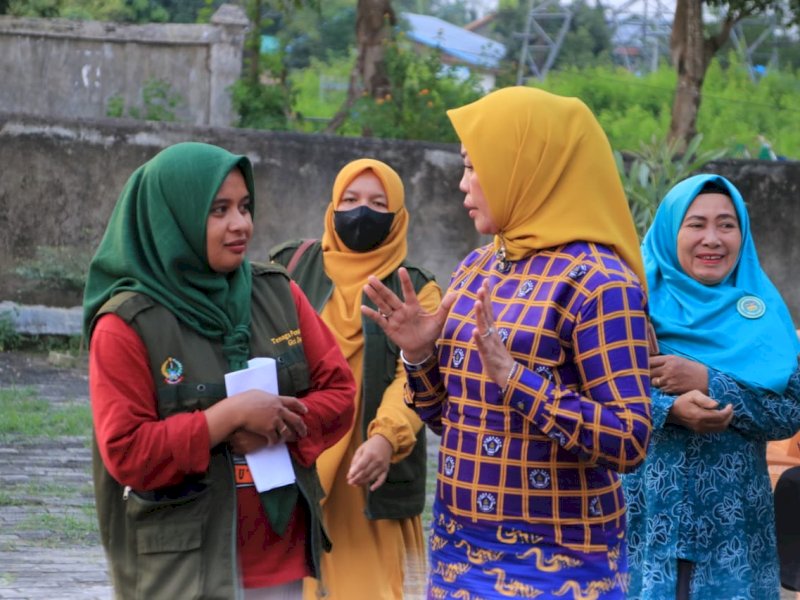 Ketua TP-PKK Kabupaten Bulukumba, Hj. Andi Herfida Muchtar mengunjungi Desa Salassae dan Desa Polewali, sebagai lokasi calon desa percontohan untuk program pencegahan dan penanganan stunting. Rabu (14/06/2023). @Jejakfakta/dok Humas Pemkab Bulukumba