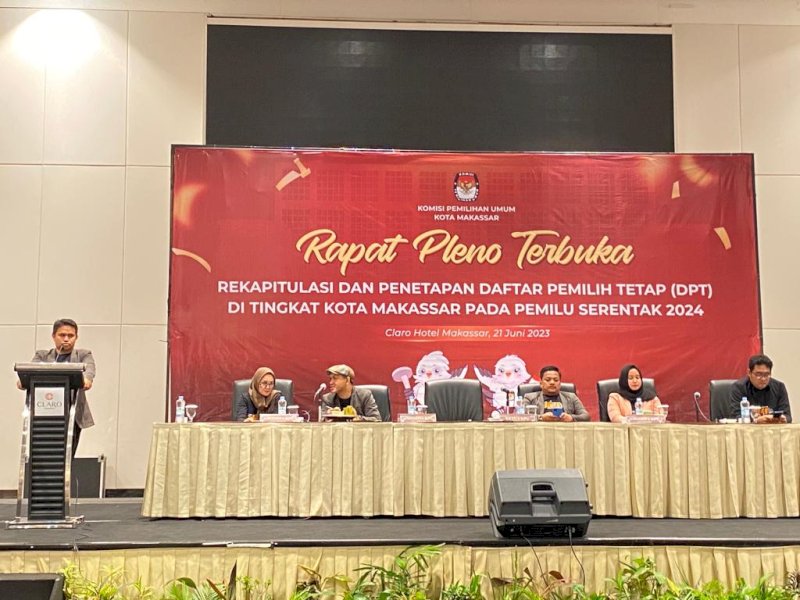 Rapat Pleno Terbuka Rekapitulasi Daftar Pemilih Sementara Hasil Perbaikan (DPSHP) dan Penetapan Daftar Pemilih Tetap (DPT) Pemilu 2024 di Hotel Claro, Jl AP Pettarani, Kota Makassar, Sulawesi Selatan, Rabu (21/6/2023).