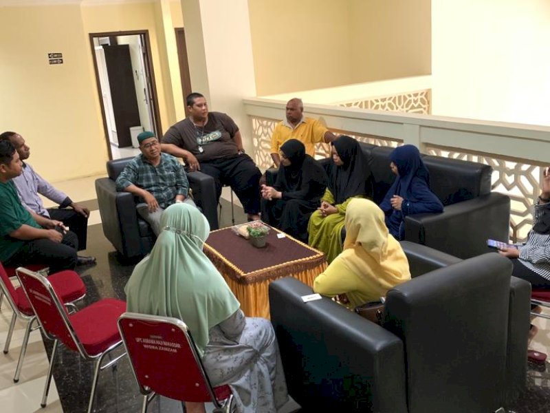 Panitia Penyelenggara Ibadah Haji (PPIH) Provinsi Papua melakukan rapat koordinasi di Wisma Zamzam Asrama Haji Sulawesi Selatan, Sabtu siang (08/07/2023). @Jejakfakta/dok. Humas PPIH Embaksi Makassar