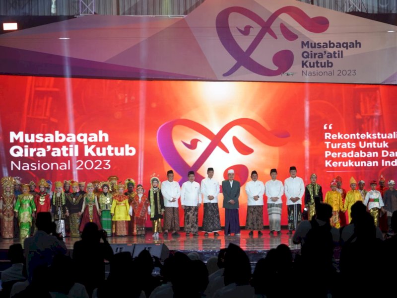 Dirjen Pendis Kemenag, M. Ali Ramdhani membuka gelaran Musabaqah Qira&rsquo;atil Kutub Nasional (MQKN) ke-7 tahun 2023 di Pesantren Sunan Drajat, Lamongan, Jawa Timur, Selasa (11/7/2023). @Jejakfakta/ Humas Kemenag