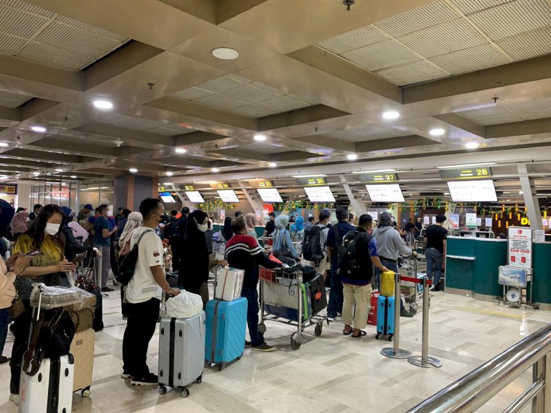Pergerakan penumpang semester 1 tahun 2023 di Bandara Internasional Sultan Hasanuddin mencapai 5.195.036 penumpang. @Jejakfakta/foto Dok AP I Sultan Hasanuddin