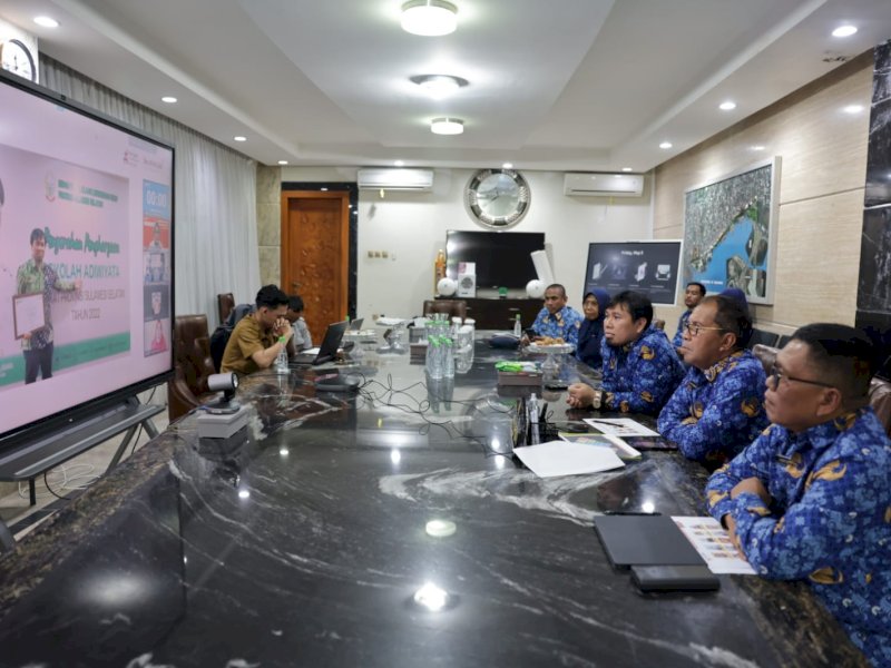 Wali Kota Makassar Moh Ramdhan Pomanto usai melakukan presentasi dan wawancara dengan Tim Panel Independen dalam rangka kompetisi ini secara virtual di Kediaman Pribadinya, Senin, (17/07/2023). @Jejakfakta/dok. Humas Pemkot Makassar