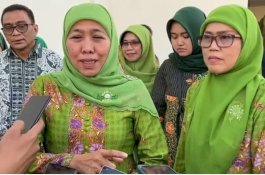 Khofifah Ogah Ditanya Soal Tawaran Cawapres Dampingi Anies Baswedan