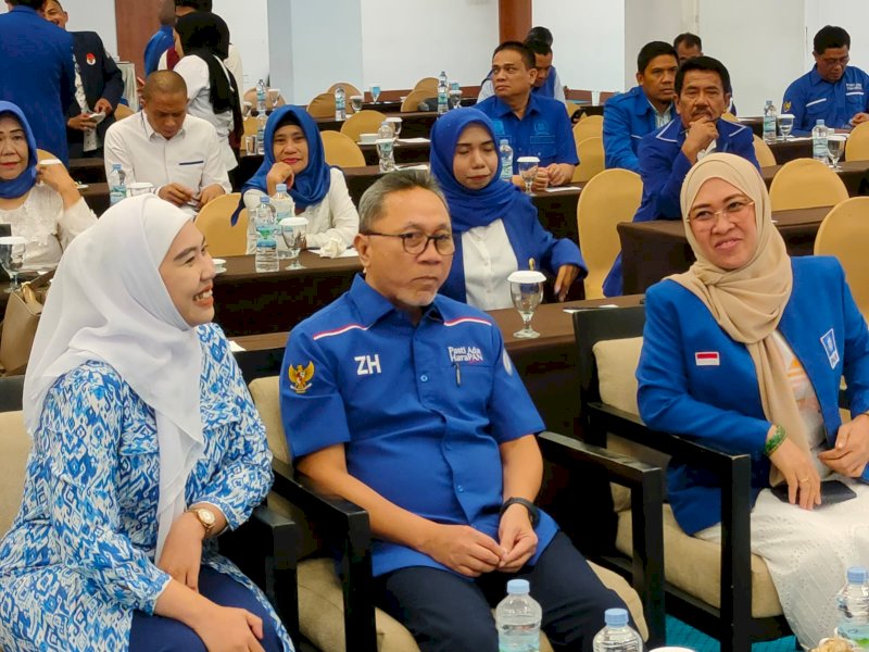 Ketua Umum PAN, Zulkifli Hasan menghadiri rapat konsolidasi bakal calon legislatif (Bacaleg) PAN Sulawesi Selatan di Makassar, Kamis (27/6/2023). @Jejakfakta/Atri