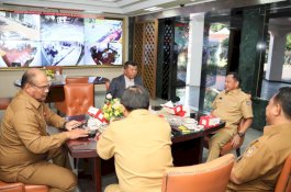 Dihadiri Mendagri Tito, Festival Budaya Iringi Puncak Gerakan Pembagian 10 Juta Bendera di Bulukumba