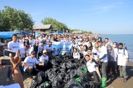 Milenial Pelindo Berpartisipasi di BUMN Environmental Movement