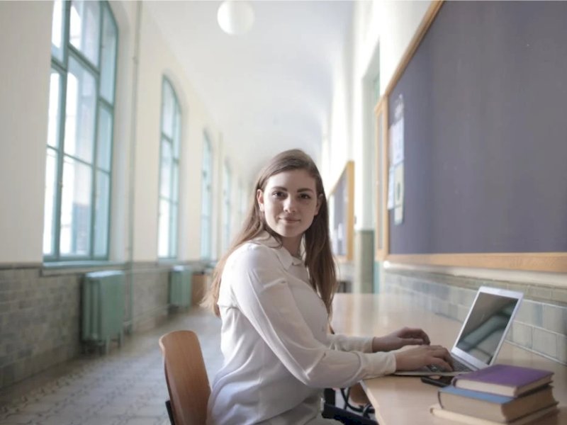 Pekerjaan Paling Cocok Untuk Para Gen Z yang Sangat Menjanjikan. Foto : Andrea Piacquadio