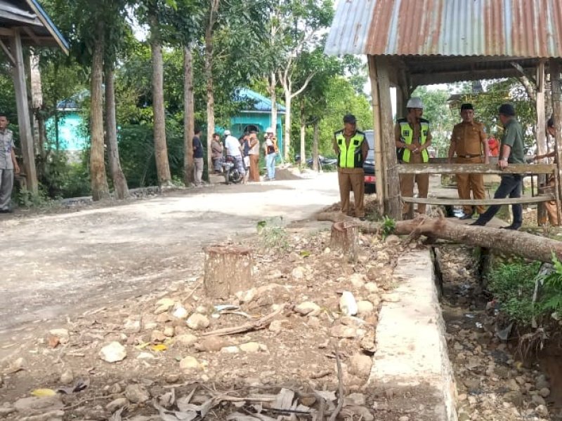 Pemerintah Kabupaten Bulukumba melakukan pekerjaan jalan tahun 2023 melingkupi Rekonstruksi Jalan 11 ruas, dan Pemeliharaan Berkala Jalan 10 ruas. @Jejakfakta/dok. Humas Pemkab Bulukumba