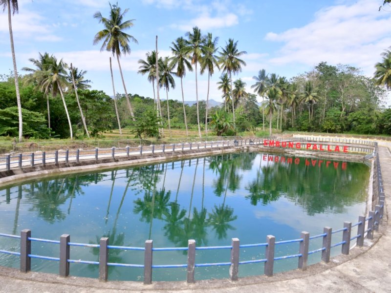 Gubernur Resmikan Embung Agrowisata Pallae, Aliri Persawahan Warga Sekaligus Lokasi Wisata
