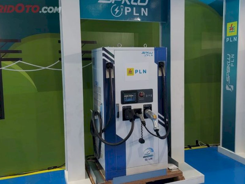 Ilustrasi mesin SPKLU PLN