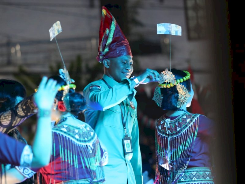 Lurah Paropo, Achiruddin Achmad, dalam kesempatan tersebut menyampaikan rasa terima kasih kepada seluruh pihak yang telah terlibat dalam upaya menjadikan Kelurahan Paropo Bebas ODF. @Jejakfakta/dok. Humas Pemkot Makassar