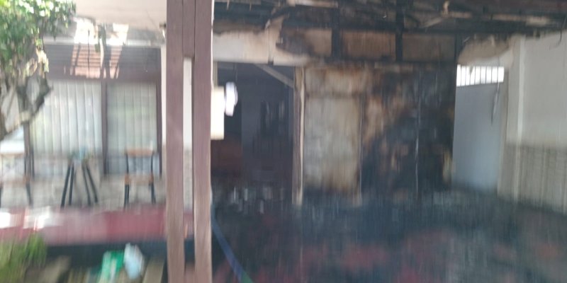 Rumah Dinas Dirlantas Polda Sulsel Terbakar&nbsp;