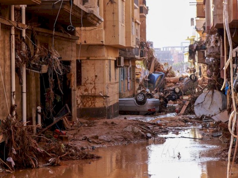 Kondisi akibat banjir bandang di Derna, Libya timur, terpantau Senin (11/9/2023). (AFP)