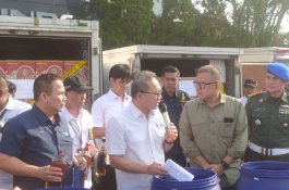 Mendag Musnahkan Produk Ilegal di Makassar Senilai 7 Miliar