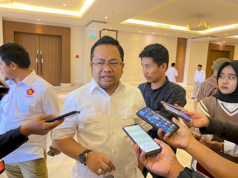 Sekretaris DPW partai Gerindra Sulsel, Darmawansyah Muin saat memberikan keterangan kepada wartawan, Rabu (20/9/2023). @Jejakfakta/Atri