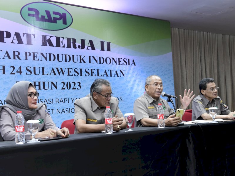 Ketua Umum RAPI Daerah 24 Sulsel, Dr Ilham Arief Sirajuddin (IAS) saat memberikan sambutan Rakerda II RAPI di Swiss Bellhotel, Jalan Ujungpandang, Sabtu (30/9/2023). @Jejakfakta/Reza Arifuddin