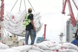 Kejagung Geledah Kantor Kementerian Perdagangan Terkait Kasus Impor Gula