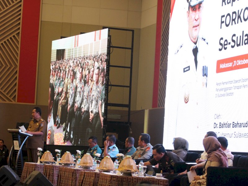 Penandatanganan Naskah Perjanjian Hibah Daerah (NPHD) Anggaran Pilkada Serentak Tahun 2024 antara Bupati/Walikota dengan KPU dan Bawaslu di Kota Makasssar, Selasa (11/10/2023). @Jejakfakta/dok. Humas Bawaslu Sulsel