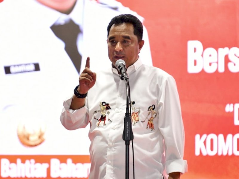 Pj Gubernur Sulsel Bahtiar Baharuddin, dalam Gala Dinner Bersama Pelaku Usaha dan Pemerhati Peternakan, di Rumah Jabatan Gubernur, Kamis malam (12/10/2023). @Jejakfakta/dok. Humas Pemprov Sulsel