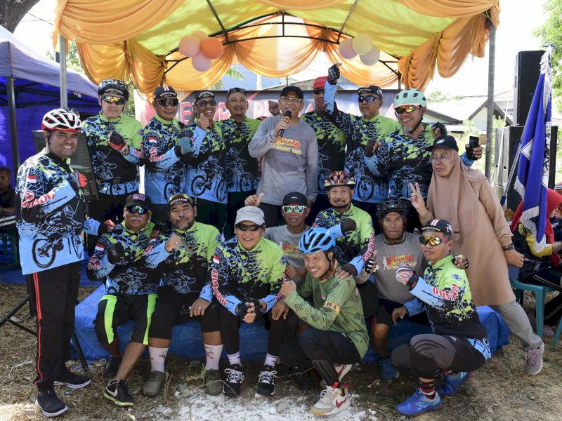 Kemeriahan Ultah ke 6 Hombes Squad bersama Ilham Arief Sirajuddin di Makassar, Minggu (15/10/2023). @Jejakfakta/Reza Arifuddin