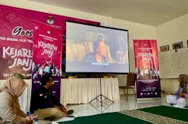 Hari Santri Nasional, KPU Makassar Gelar Nobar Film Kejarlah Janji di Ponpes Darul Arqam Gombara