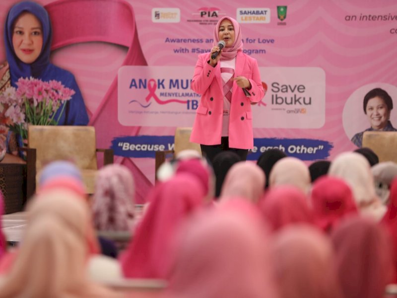 Wakil Wali Kota Makassar, Fatmawati Rusdi hadiri talkshow SADARI (Periksa Payudara Sendiri), rangkaian memperingati Hari Kanker Payudara se Dunia yang jatuh pada 19 Oktober lalu yang digelar di Phinisi Point Mall, Minggu (22/10/2023). @Jejakfakta/dok. Humas Pemkot Makassar