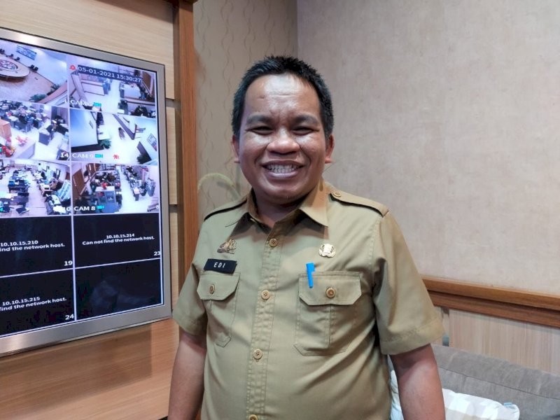 Plh Kepala Dinas PMPTSP Sulsel, Junaedi. @Jejakfakta/Foto: Humas Pemprov Sulsel