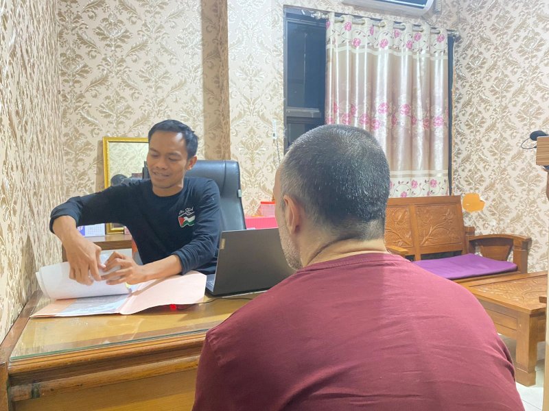 MM ditetapkan tersangka oleh penyidik Unit PPA Polrestabes Makassar karena dugaan tindak pidana kekerasan dalam rumah tangga (KDRT) dan langsung ditahan. @Jejakfakta/Samsir