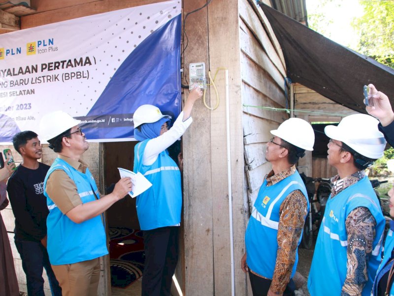 Peresmian dan Penyalaan Pertama Program BPBL di Desa Bonto Bangun, Kecamatan Rilau Ale, Kabupaten Bulukumba, Provinsi Sulawesi Selatan, Selasa (7/11/2023). @Jejakfakta/dok. Humas Pemkab Bulukumba
