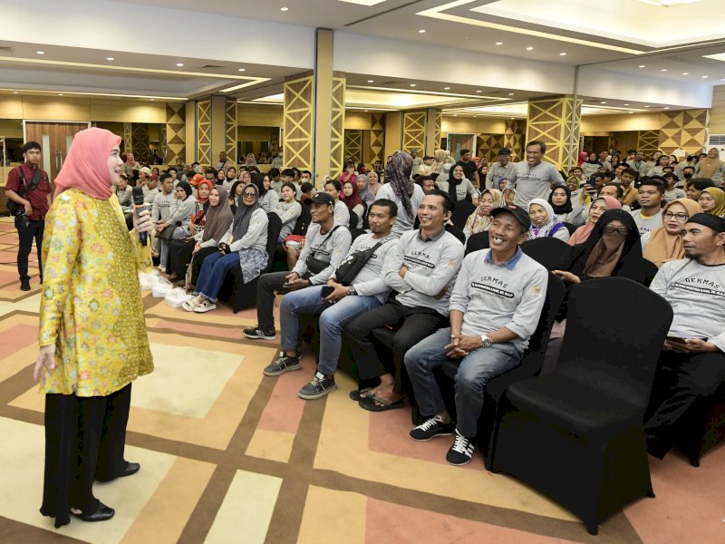 Anggota Komisi IX DPR RI, Aliyah Mustika Ilham, saat menggelar sosialisasi peraturan perundang-undangan bidang kesehatan, di Hotel Khas Makassar, Senin (13/11/2023). @Jejakfakta/Reza Arifuddin