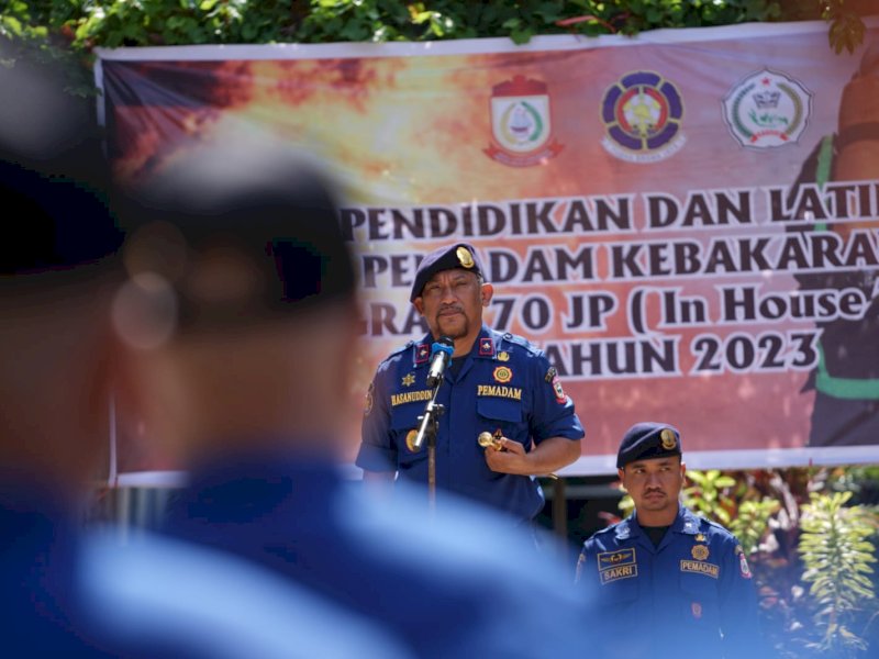 Dinas Pemadam Kebakaran (Damkar) Kota Makassar dan Kementerian Dalam Negeri resmi gelar Pendidikan dan Pelatihan Pemadam Kebakaran Program 70 Jam Pelajaran (JP) yang berlangsung di Mako Damkar Makassar mulai Senin (4 /12/2023) @Jejakfakta/dok. Humas Pemkot Makassar.