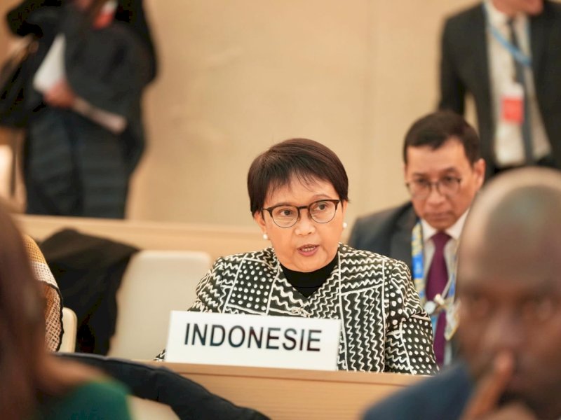 Menteri Luar Negeri RI Retno Marsudi menyuarakan dukungan untuk Palestina saat menghadiri peringatan ke-75 tahun Deklarasi Universal Hak Asasi Manusia di Markas Dewan HAM PBB di Jenewa, Swiss, Senin (11/12/2023).(Foto: Kemlu RI)