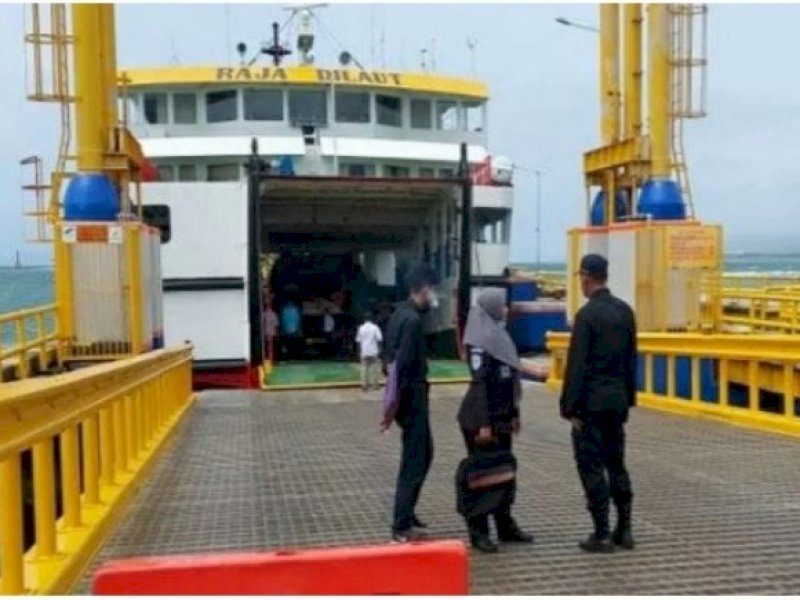 Pelabuhan Feri Kolaka-Bajoe @dok. RRI