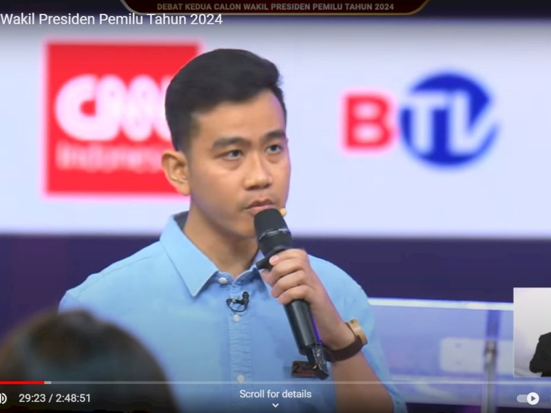 Calon wakil presiden nomor urut 3 Gibran Rakabuming Raka dalam debat cawapres, Jumat (22/12/2023). (Tangkapan Layar: KPU)