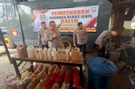 Ribuan Liter Ballo Dimusnahkan, Ngajib: Miras Salah Satu Sumber Kriminalitas di Kota Makassar