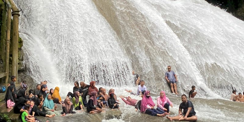Taman Wisata Alam Bantimurung Maros Jadi Tempat Wisata Favorit Keluarga