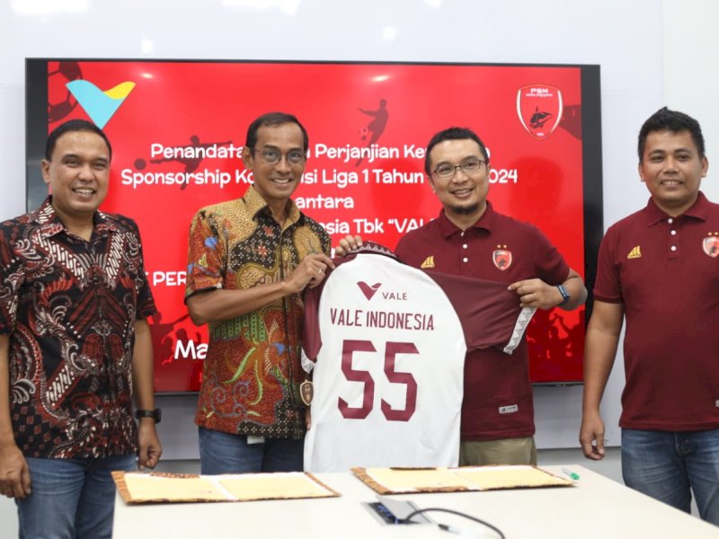 PSM Makassar resmi mengikat kerjasama dengan PT Vale Indonesia Tbk atau PT Vale.&nbsp;Penandatangan kontrak kerjasama di Kantor PT Vale Indonesia Tbk, Jalan Losari, kota Makassar, Jumat (5/1/2024).&nbsp;@Jejakfakta/dok. Media PSM Makassar
