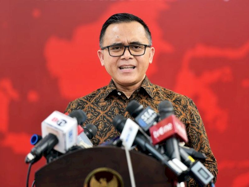 Menteri PANRB Abdullah Azwar Anas memberi keterangan pers di Kompleks Istana Kepresidenan, Jakarta, Selasa (09/01/2024). (Foto: Humas Setkab/Agung)