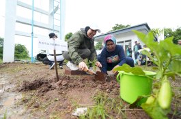Optimalkan Lahan Tidur, Taman MoI dan Kawasan BSO Ditanami Sukun