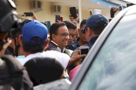 Ribuan Warga Sambut Anies Baswedan di Bone, Ismail Bahtiar: Ada Upaya Gagalkan Kampanye AMIN