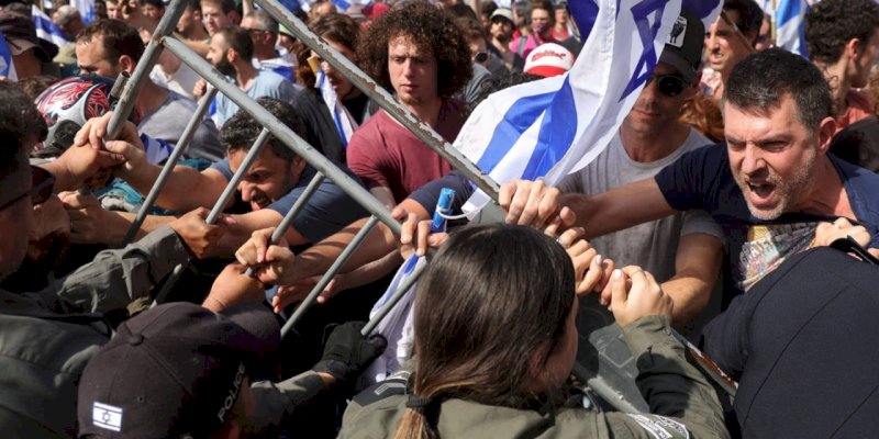Media Israel: Bersiaplah Perang Saudara