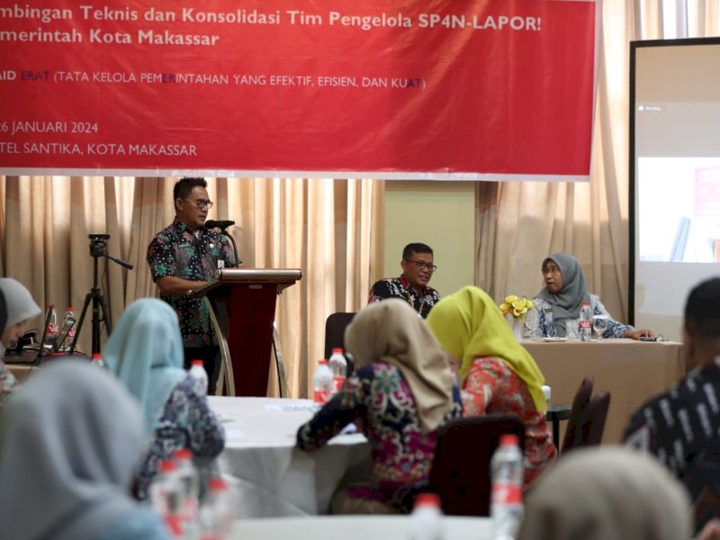 Penguatan kolaborasi ini terjalin melalui bimbingan teknis dan konsolidasi tim pengelola SP4N LAPOR! yang berlangsung di Hotel Santika mulai 25-26 Januari 2024. @Jejakfakta/dok Humas Pemkot Makassar